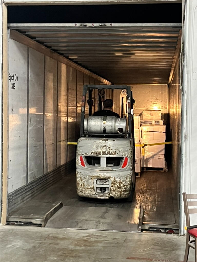 Forklift in Trailer
